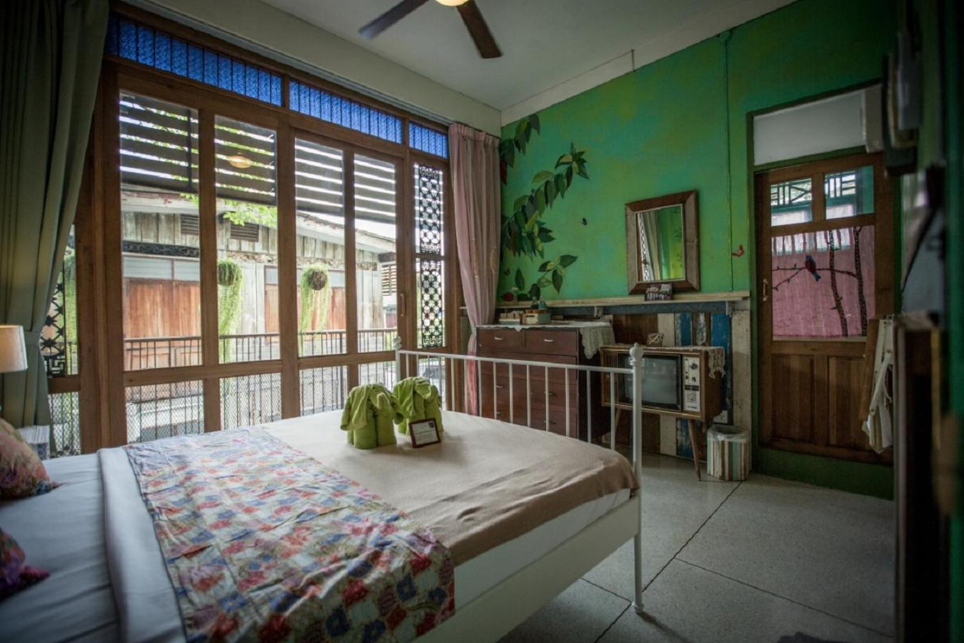 Phranakorn-Nornlen Hotel Bangkok Bagian luar foto