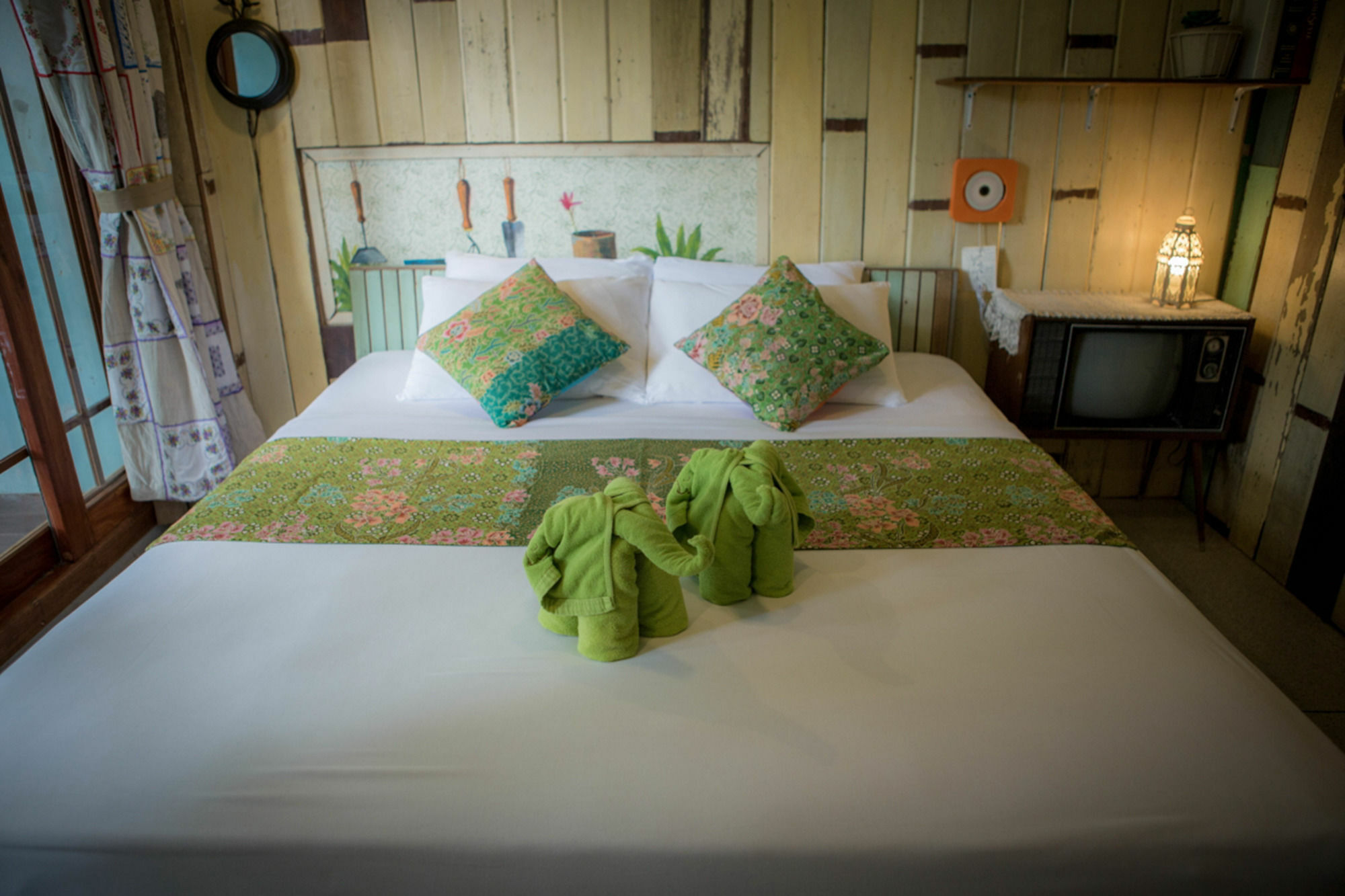 Phranakorn-Nornlen Hotel Bangkok Bagian luar foto